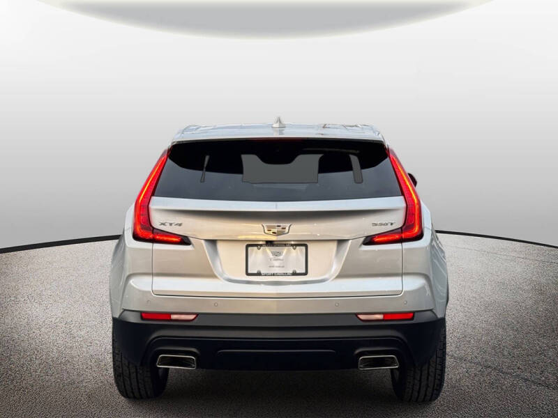 2022 Cadillac XT4 Luxury