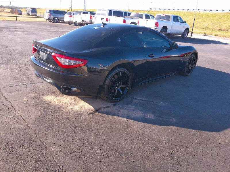 2012 Maserati GranTurismo null photo 5