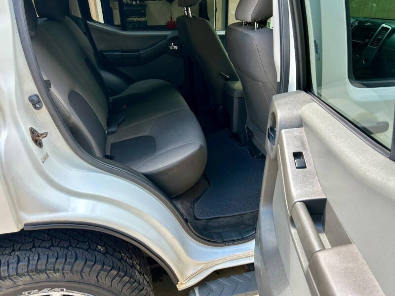 2015 Nissan Xterra S