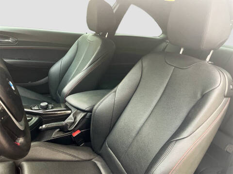 2019 BMW 2 Series 230i