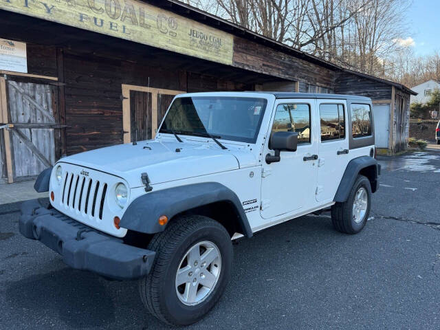 2013 Jeep Wrangler Unlimited Sport's photo