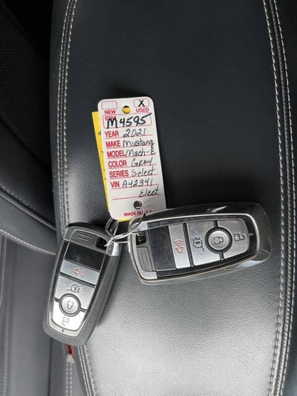 2021 Ford Mustang Mach-E Select