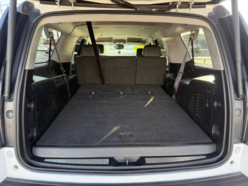 2017 GMC Yukon XL SLT