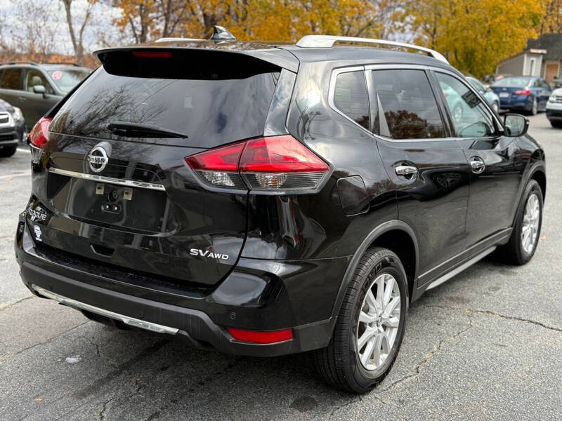 2020 Nissan Rogue SV