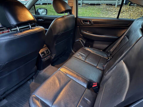 2017 Subaru Legacy 3.6R Limited