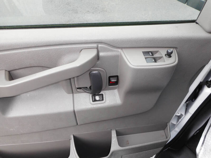 2017 Chevrolet Express LT 3500