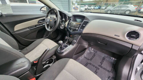 2011 Chevrolet Cruze LS