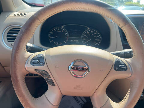 2014 Nissan Pathfinder Platinum