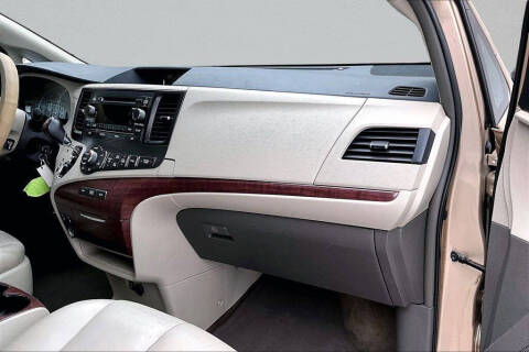 2013 Toyota Sienna