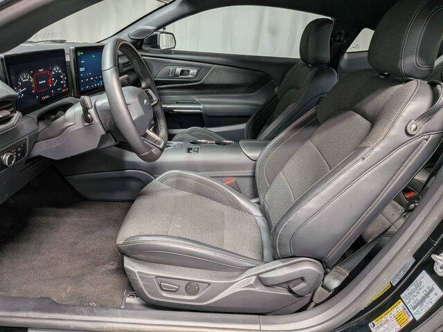 2025 Ford Mustang EcoBoost