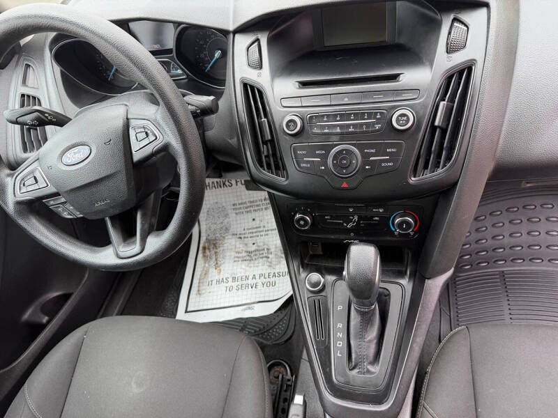 2017 Ford Focus SE