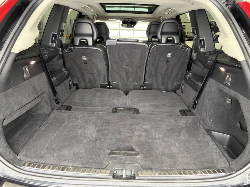 2020 Volvo XC90 T5 Momentum