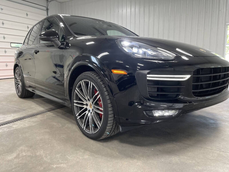 2016 Porsche Cayenne GTS