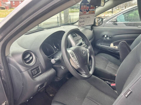 2017 Nissan Versa 1.6 SV