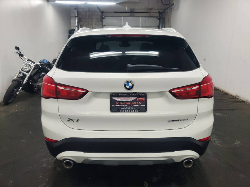 2021 BMW X1 sDrive28i