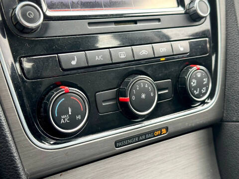 2014 Volkswagen Passat