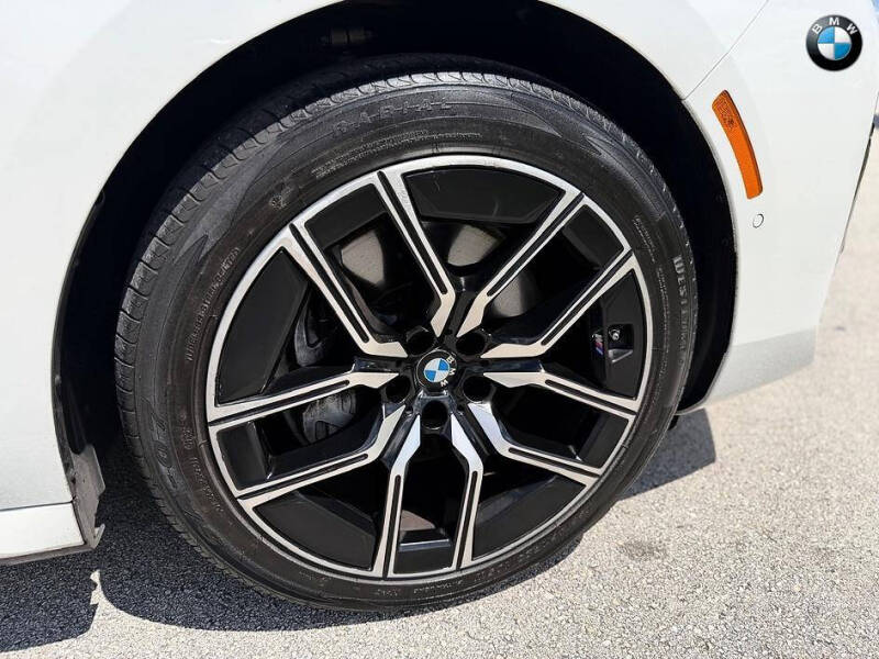 2024 BMW 7 Series 740i
