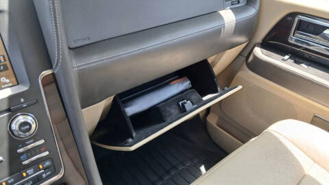 2017 Lincoln Navigator L Reserve