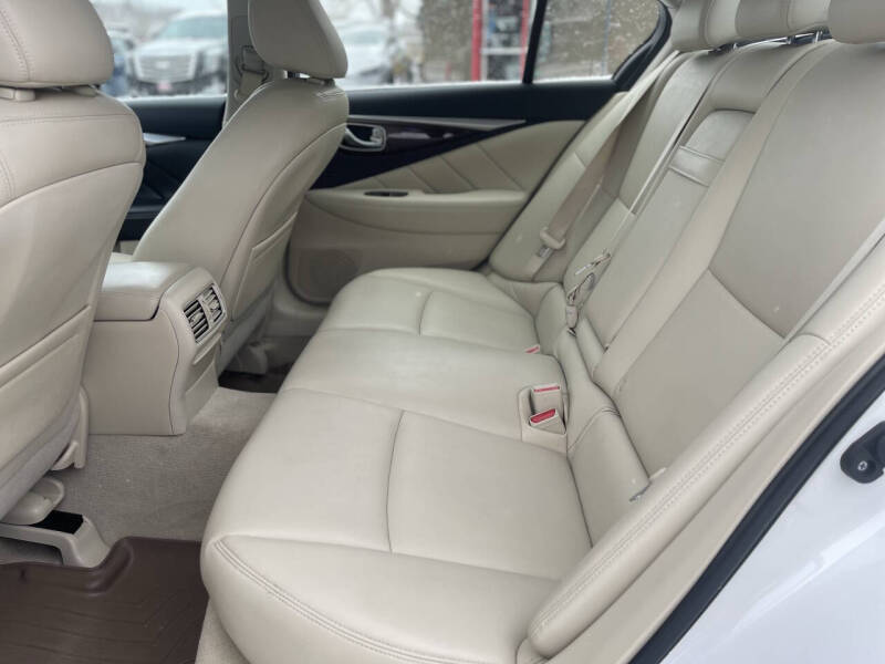 2018 Infiniti Q50 3.0T Luxe