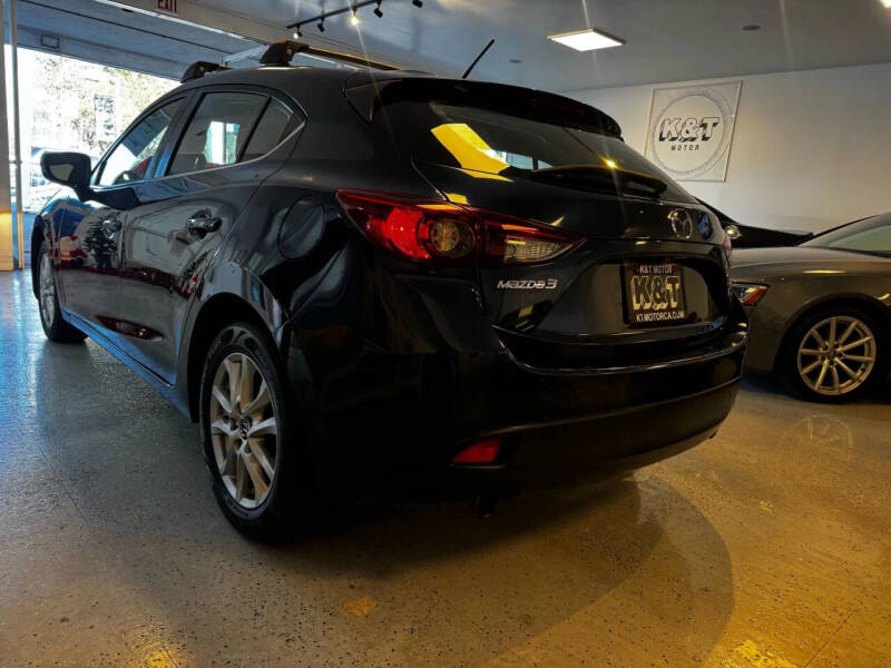 2016 Mazda MAZDA3 i Touring