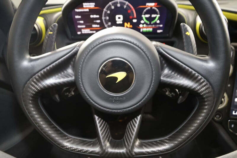 2022 McLaren 720S Spider Performance