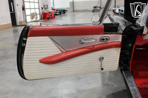 1956 Ford Thunderbird