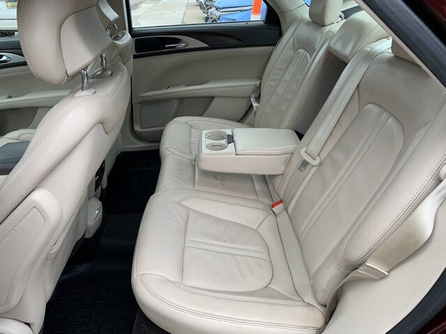 2017 Lincoln MKZ Select