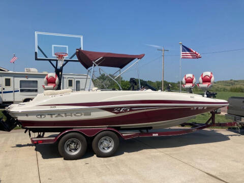 2013 Tahoe Deck Boat 215 XL