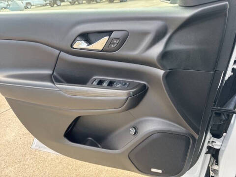 2017 GMC Acadia SLT-1