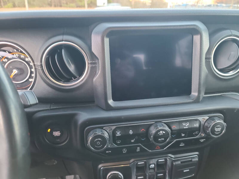 2021 Jeep Gladiator Overland