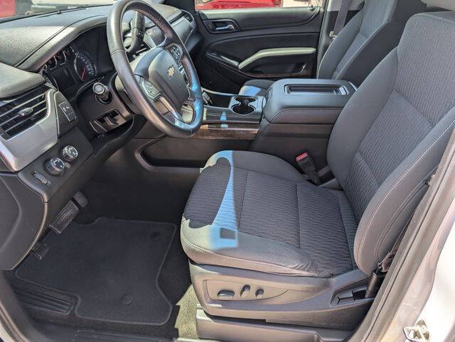 2017 Chevrolet Suburban LS
