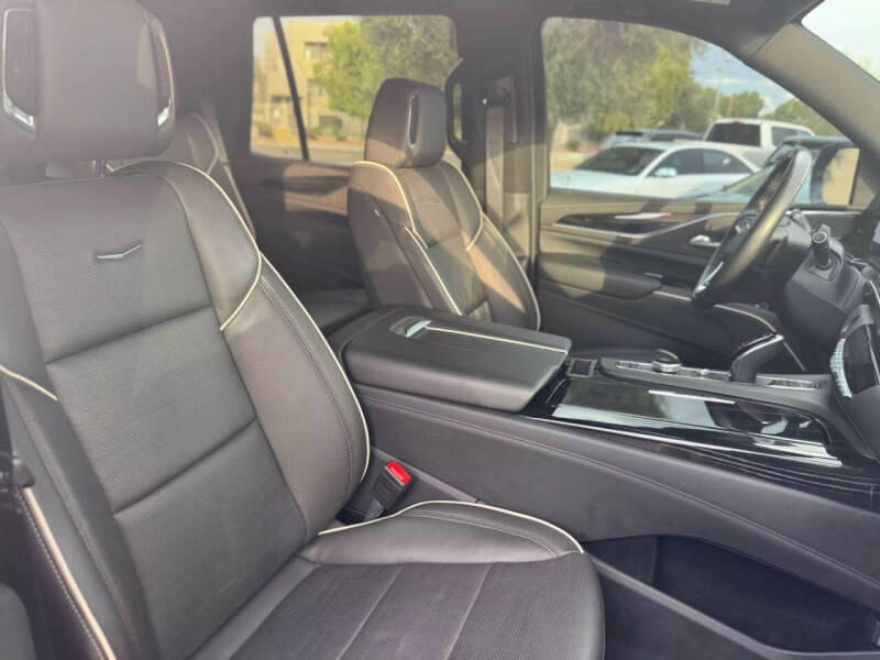 2024 Cadillac Escalade Sport