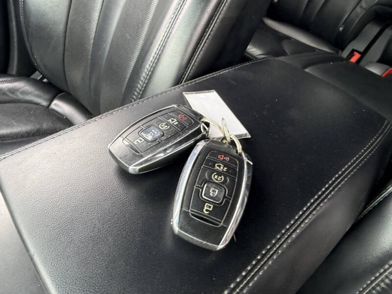 2019 Lincoln Nautilus Select