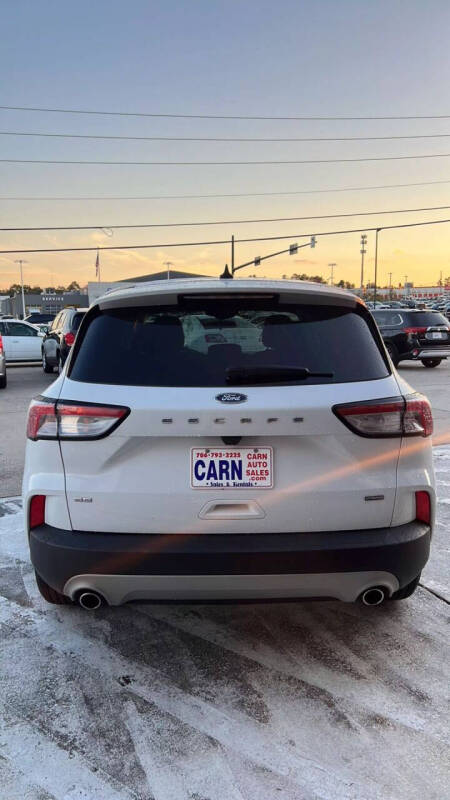 2021 Ford Escape Hybrid SE