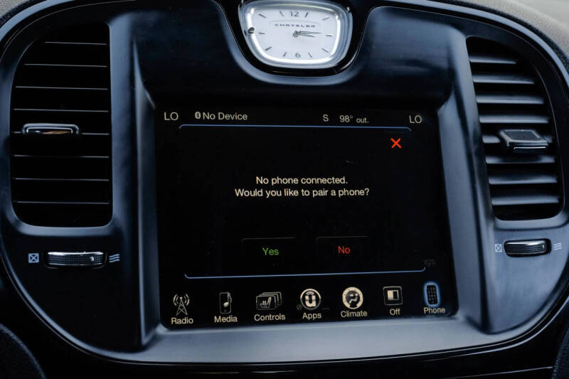 2016 Chrysler 300