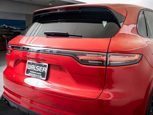 2021 Porsche Cayenne Turbo