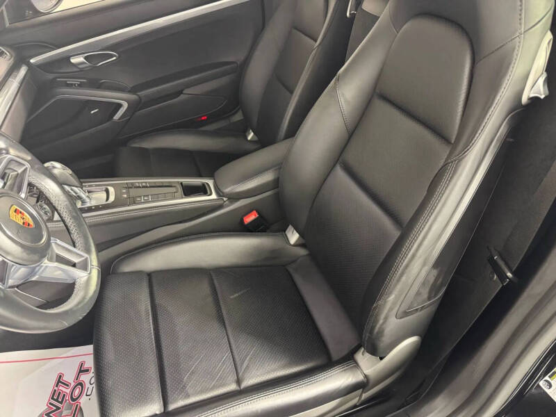 2018 Porsche 718 Cayman