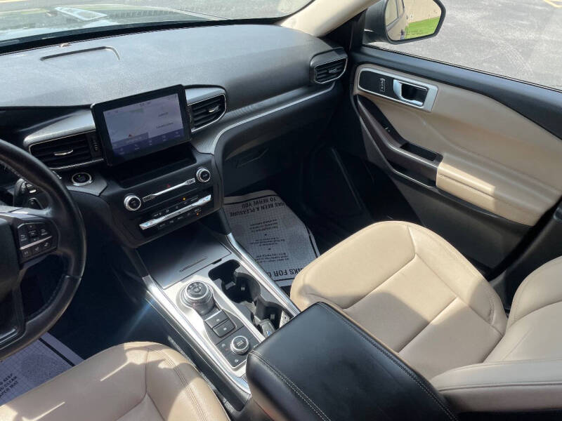 2020 Ford Explorer XLT