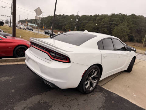 2016 Dodge Charger SXT