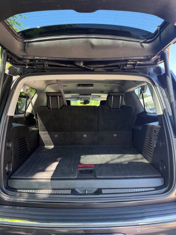 2017 GMC Yukon XL Denali