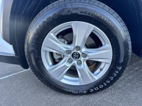 2019 Toyota RAV4 Hybrid LE