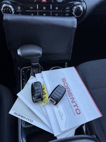 2020 Kia Sorento LX V6