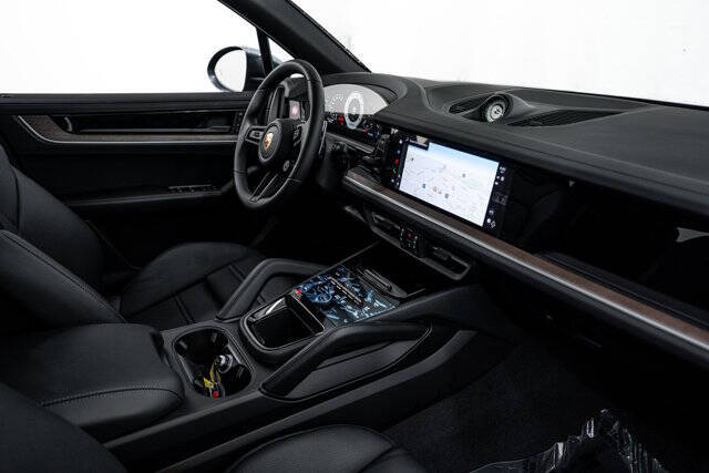 2026 Porsche Cayenne S E-Hybrid