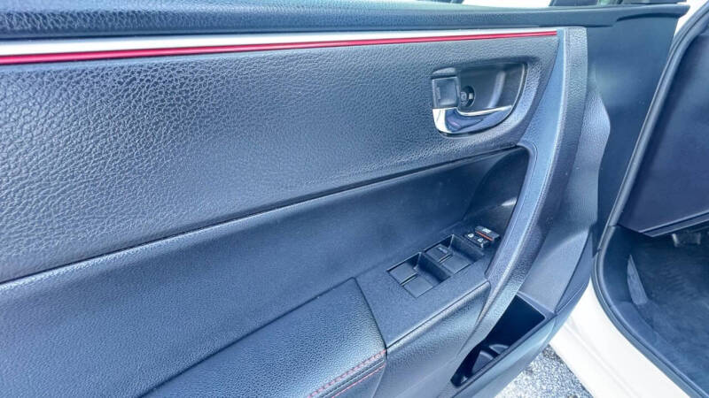 2016 Toyota Corolla LE Premium