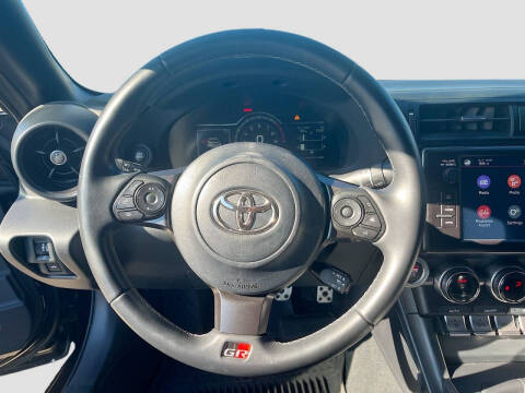 2024 Toyota GR86 Premium