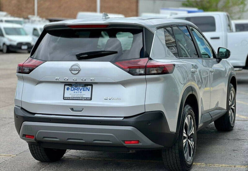 2022 Nissan Rogue SV