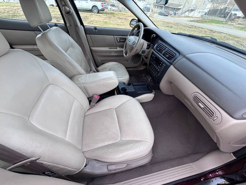 2000 Ford Taurus SEL