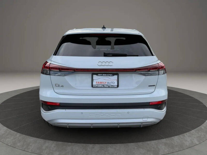 2023 Audi Q4 e-tron quattro Premium Plus 50