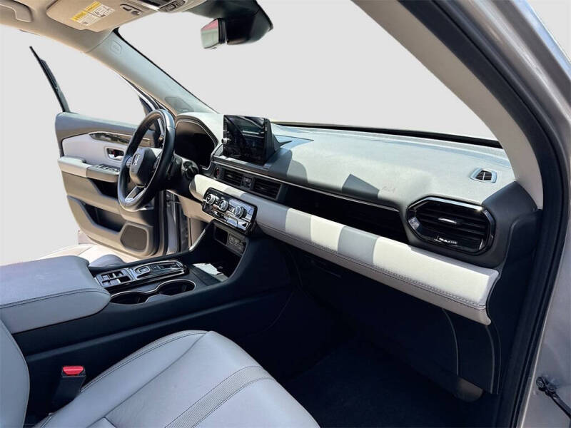 2023 Honda Pilot Touring