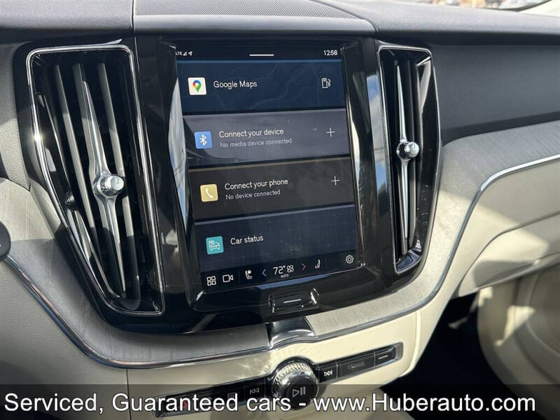 2024 Volvo XC60 B5 Plus Dark Theme